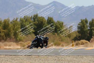 media/Apr-09-2023-SoCal Trackdays (Sun) [[333f347954]]/Turn 7 (1135am)/